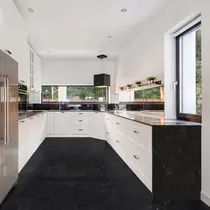 Porcelanato Polido Retificado Vene Doro Nero 84x120cm Caixa com 3,00m² / 3 Peças - 2493-A - DELTA
